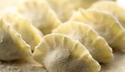 每日萊水餃生產